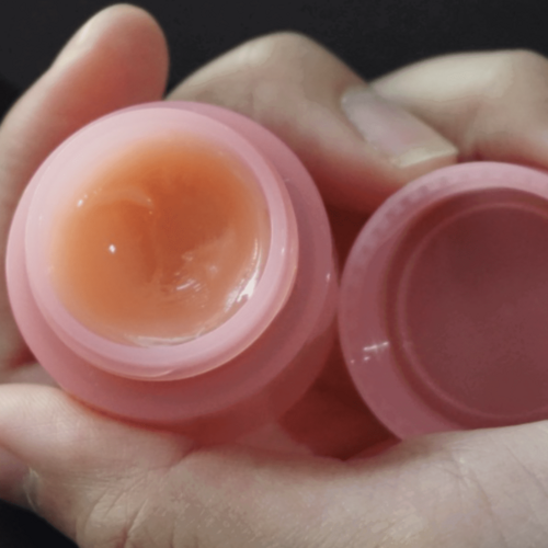 LumiKiss – Overnight Lip Repair Mask
