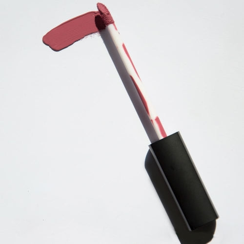 LumiMatte – Velvet Lip Gloss
