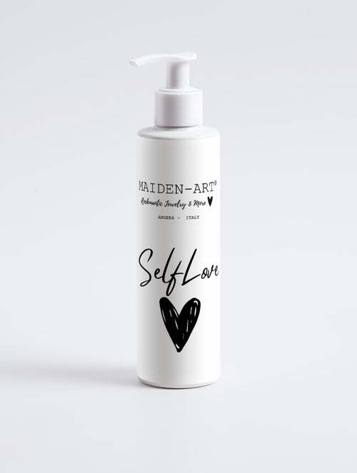 LumiMelt – Radiant Cleansing Milk